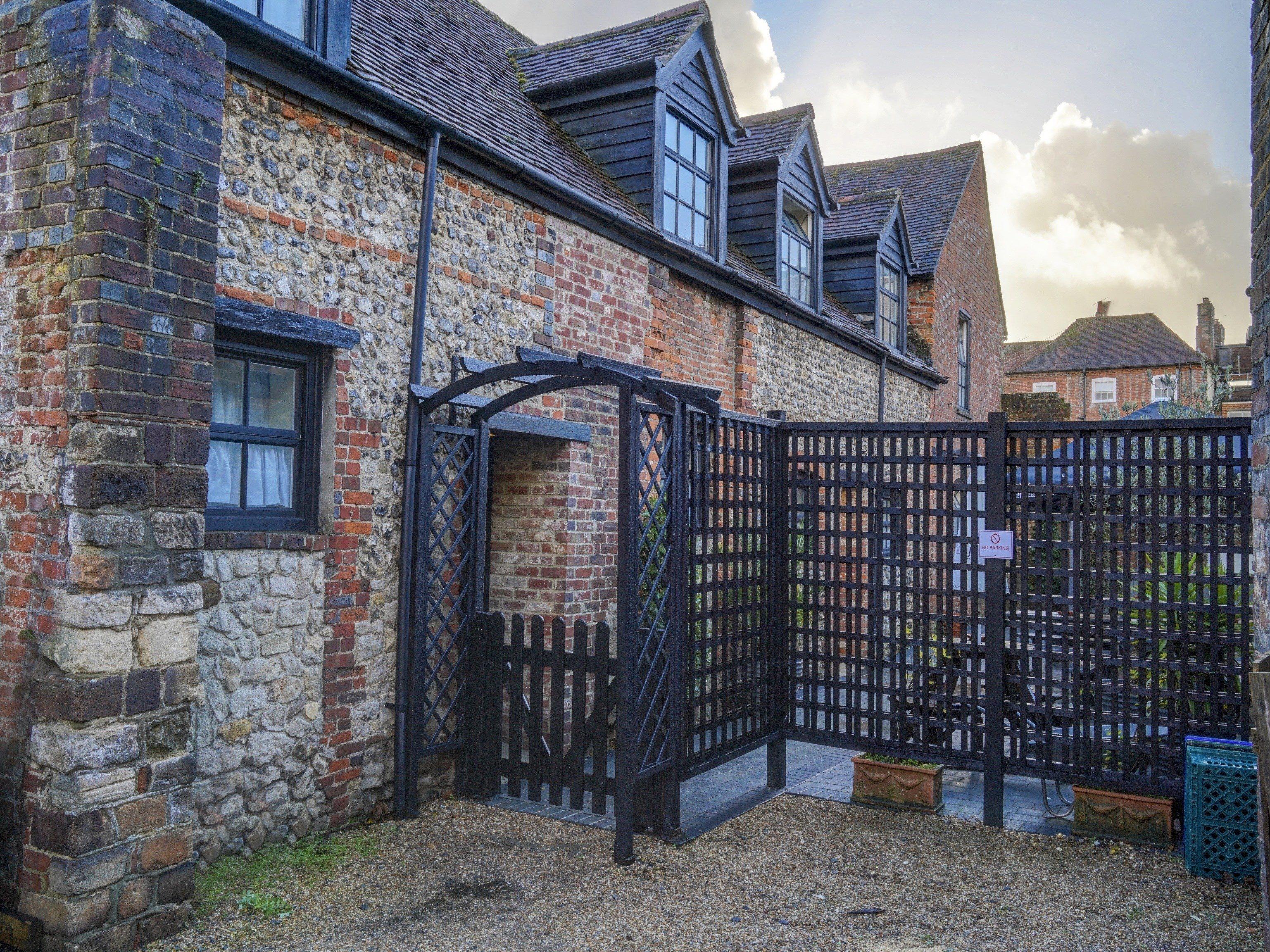 George & Dragon Inn Chichester Exterior photo